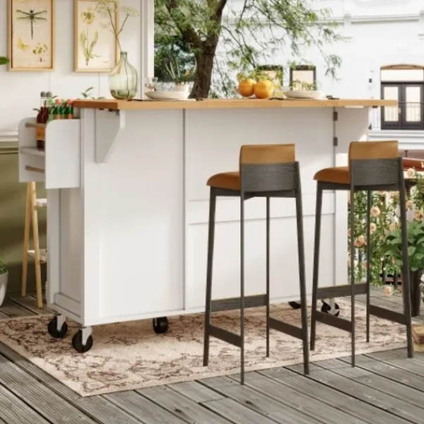 Köksö>Köksö med gott om förvaringsutrymme, inklusive kryddhylla och handdukshängare, 3 dörrar, justerbara hyllor, vit