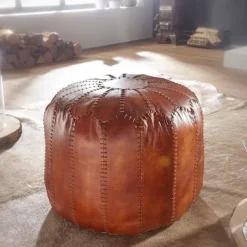 Rootz Living Sittpuffar>Rootz Puff - Läderpuff - Äkta läder - Pall - Klädd puff - Rund puff - 52 x 40 x 52 cm - Brun