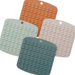 Matgrupper>Set med 4 halkfria silikonunderlägg värmebeständiga 250c underlägg för kök och matsal 4 färger